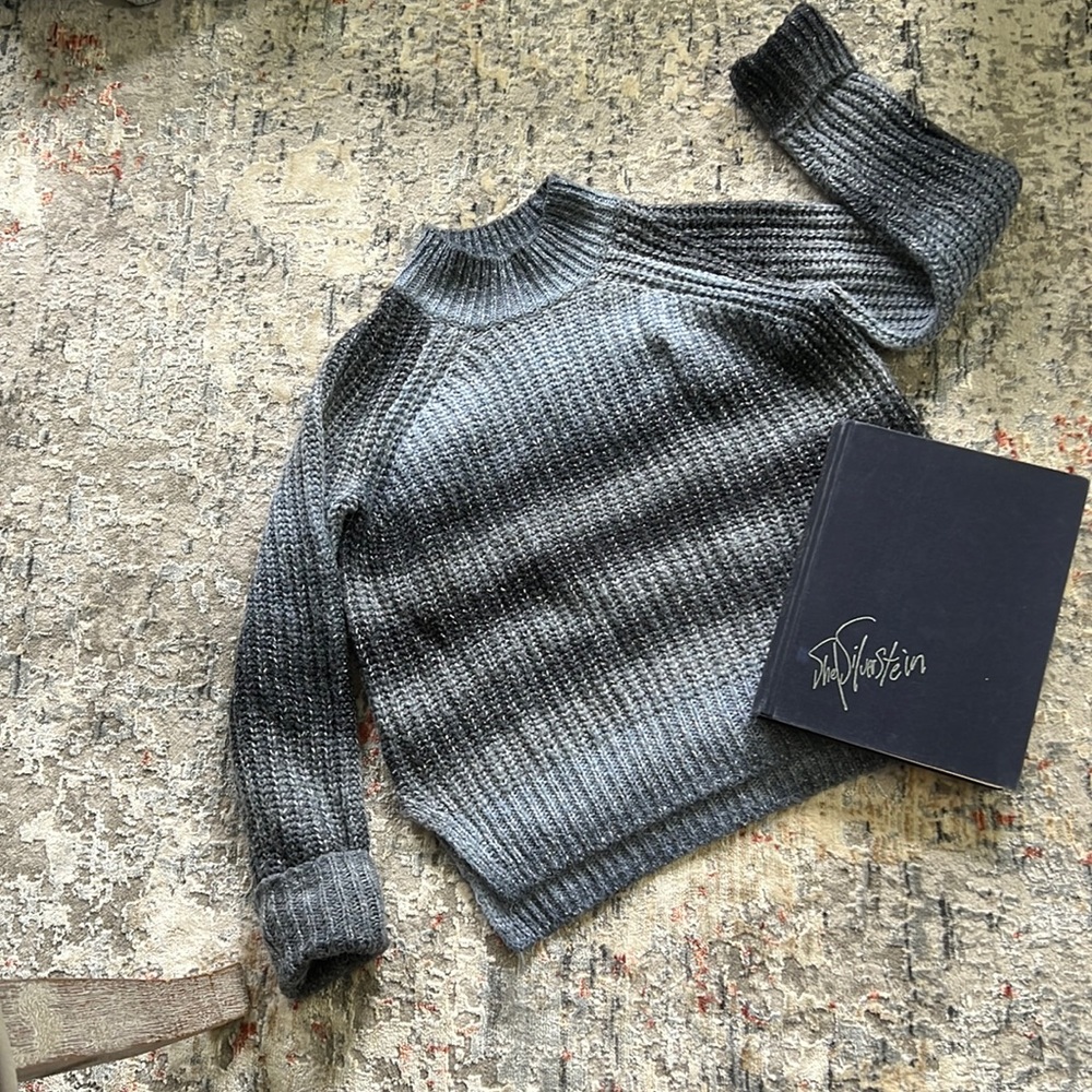 Size 8 Old Navy sweater.